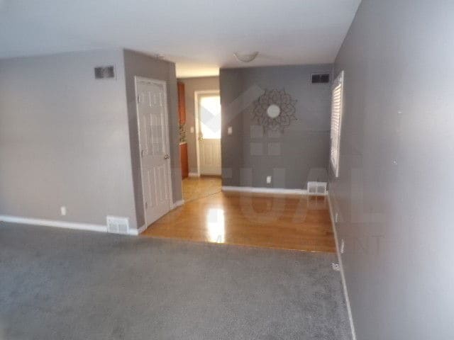 Photo - 233 Essex St