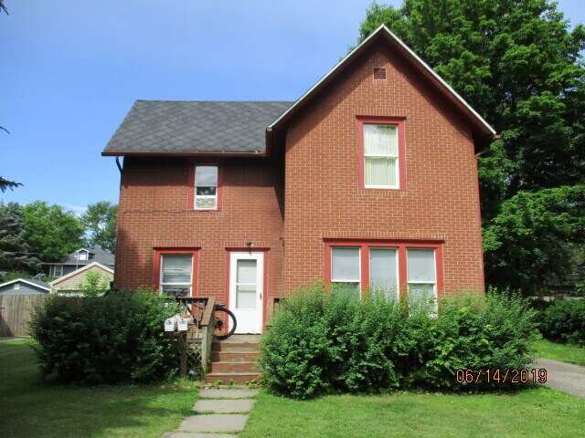 131-133 North Union