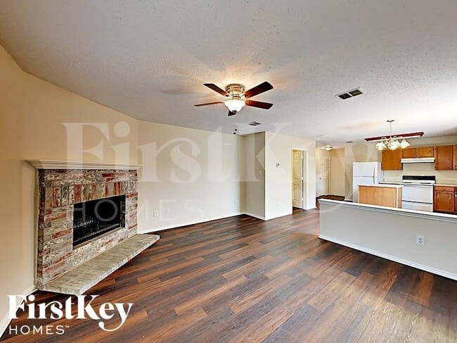 Photo - 6053 Arabian Ave