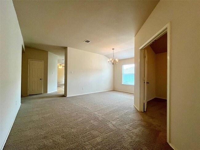 Photo - 327 Paddington Dr