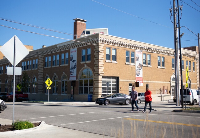 Photo - 1108 E 30th St Unidad 319