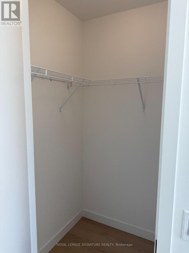 Photo - 1635 Military Trail Unité 224A