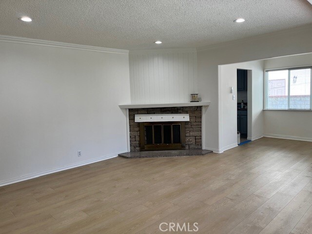 Photo - 6013 N Walnut Grove Ave