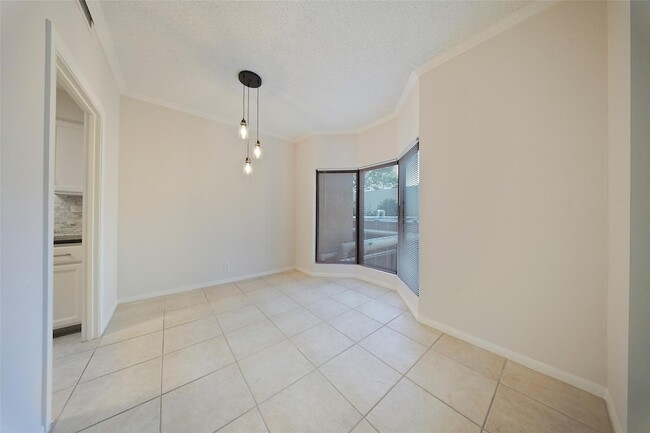 Photo - 661 Bering Dr Unit 207