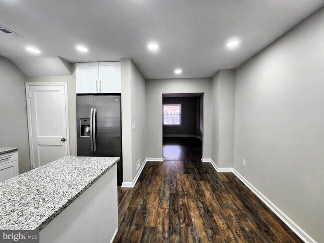 Photo - 349 Grovethorn Rd