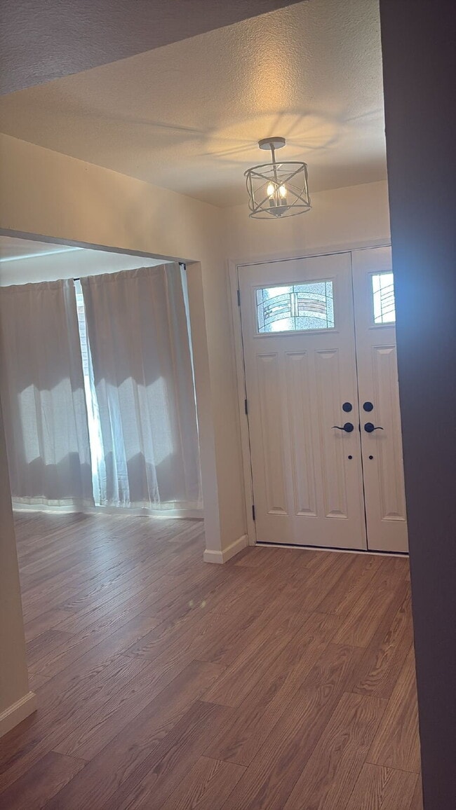 Photo - 2722 W Monte Ave
