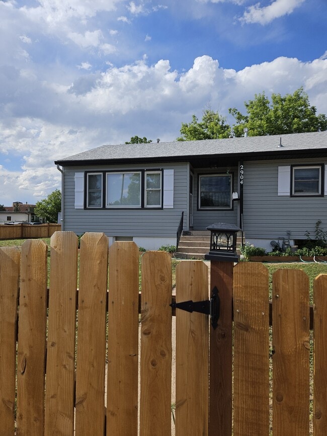Photo - 2904 Plum Dr House