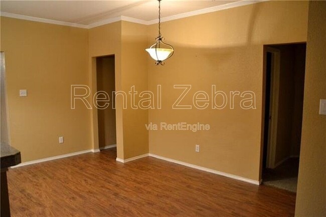 Photo - 1121 McKavett Dr