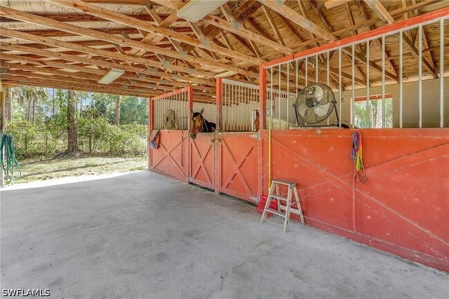 Photo - 3520 2nd Ave NE