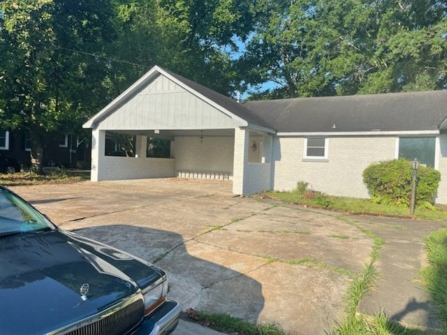 Photo - 959 S Line St