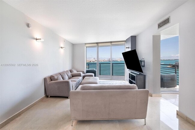 Photo - 325 S Biscayne Blvd Unit 823