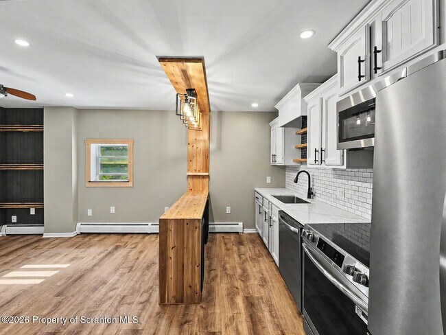 Photo - 1314 Main St