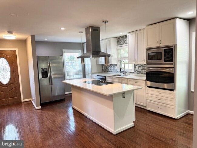 Photo - 16611 Geddy Ct