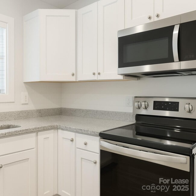 Photo - 3024 Seymour Dr