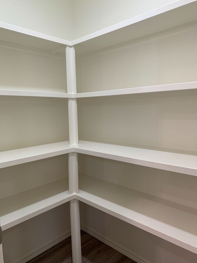 Photo - 12005 Essex Ave Unidad A