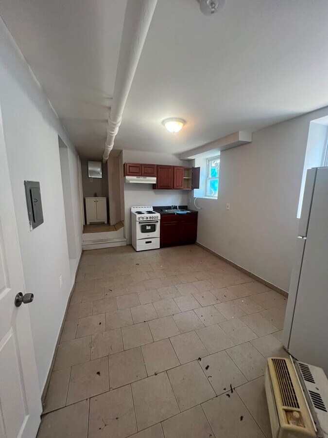 Photo - 4 Eaton Pl Unit 2