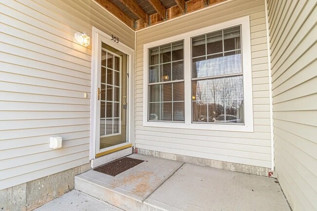 Photo - 130 Meridian St Unit #303