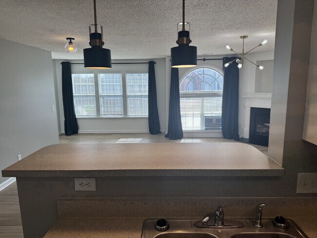 Photo - 3475 Forestdale Dr Unit 2D