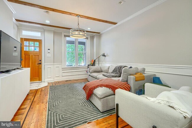 Photo - 3436 Elm Ave