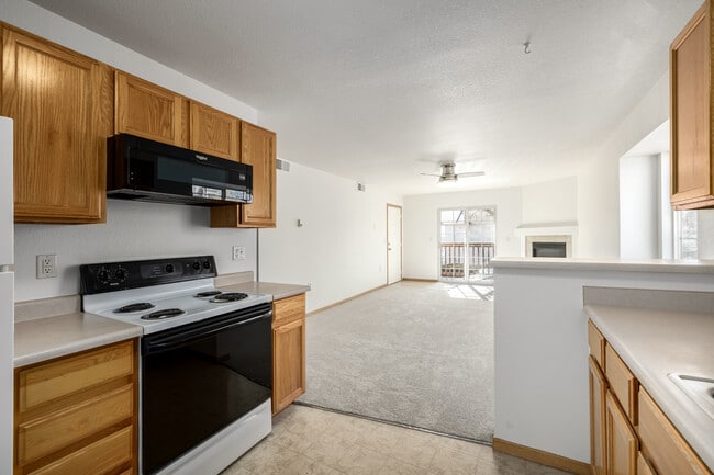 Photo - 1221 University Ave