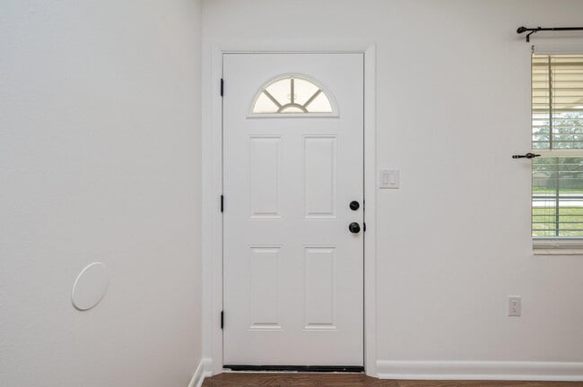 Photo - 1416 Palm Blvd S