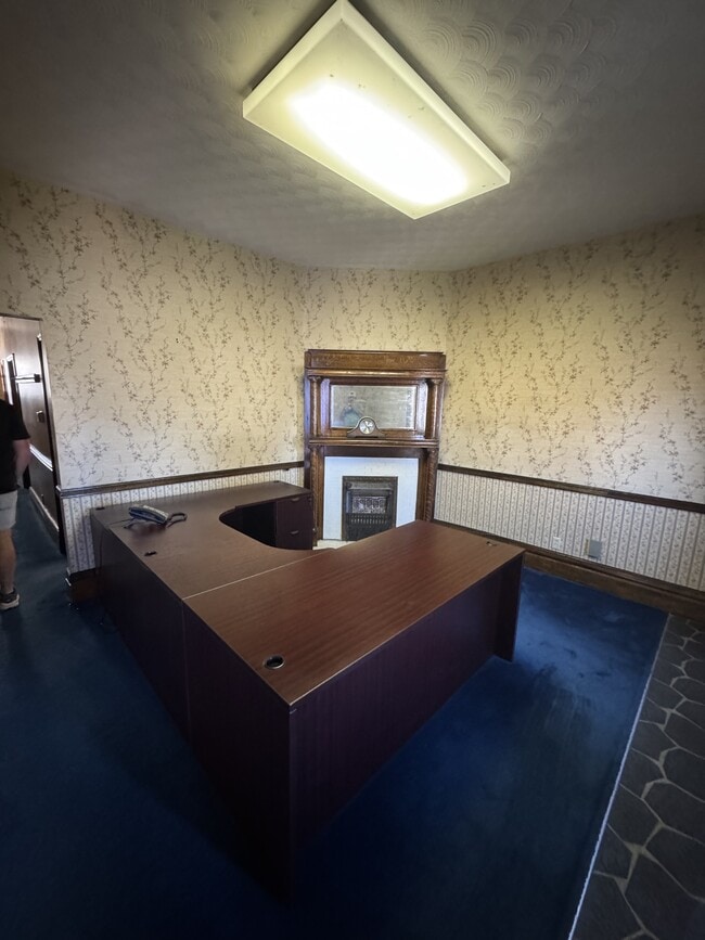 Photo - 2467 3rd Ave