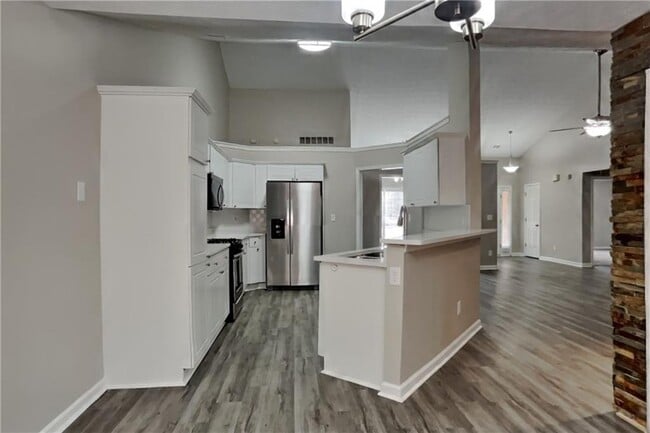 Photo - 5415 Windcrest Ln