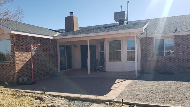 Photo - 33 Mustang Rd