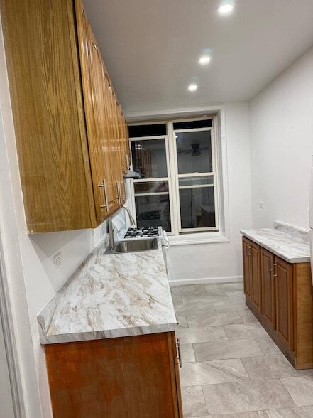 351 E 91st St Unidad 2