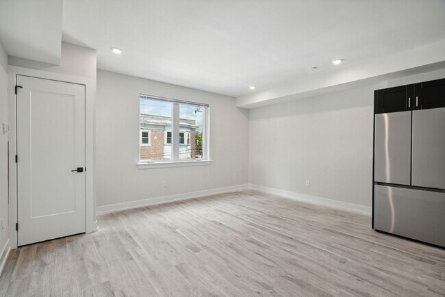 Photo - Hightop Germantown - Sparrow House