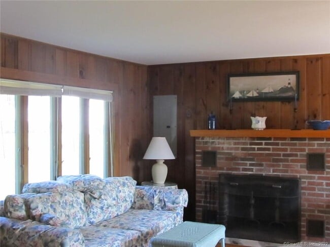 Photo - 34 Brightwater Rd