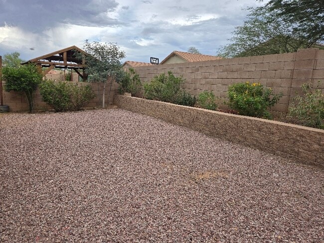 Building Photo - 6845 W Vindale Way Rental
