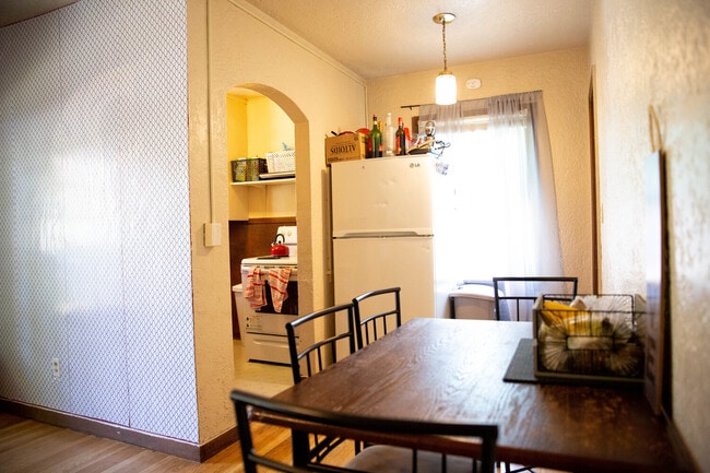 Photo - Slocum Apartments