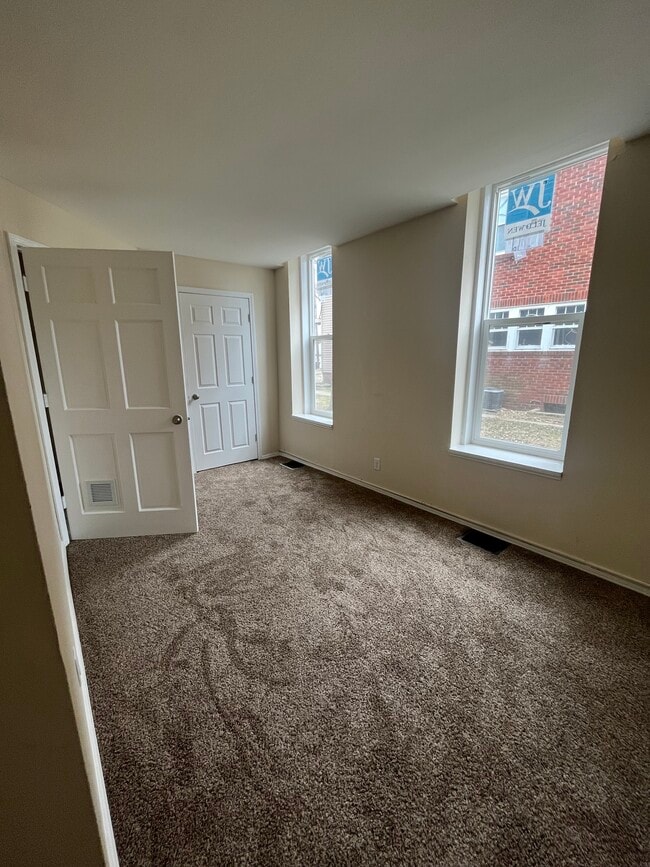 Photo - 1102 N 10th St Unit 1