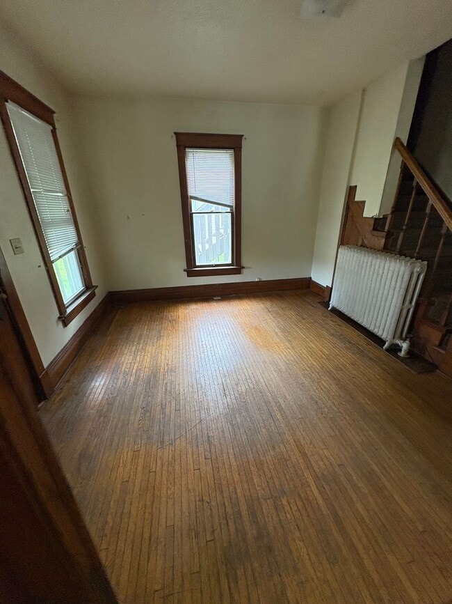 Photo - 3 Bedroom 1 Bathroom Duplex