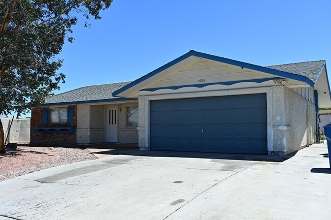 Building Photo - 6905 Singing Dunes Ln Rental
