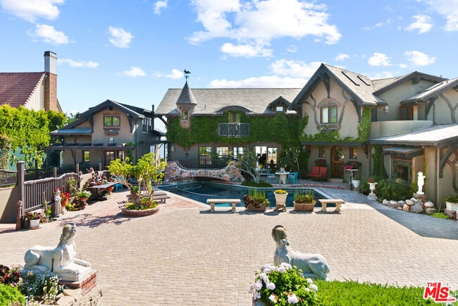 Photo - 7007 Birdview Ave