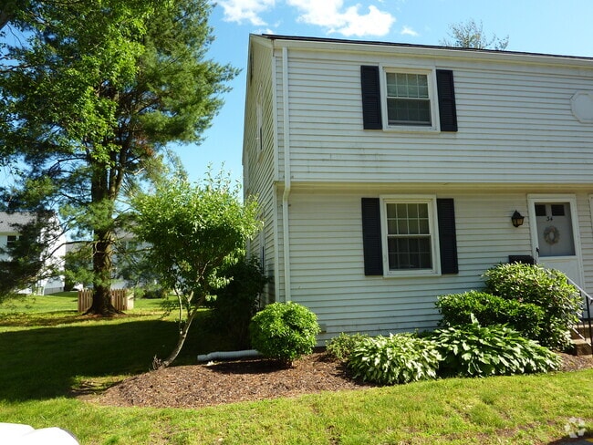 Building Photo - 34 Butternut Dr Rental