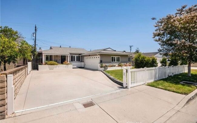 Photo - 25038 Eshelman Ave