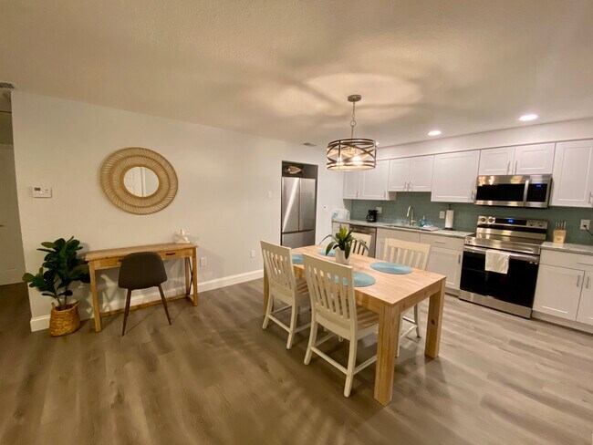 Photo - 299 E Central Blvd