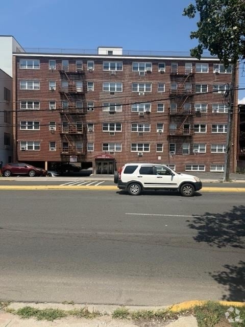 Building Photo - 8829 John F. Kennedy Blvd Unit B2 Rental