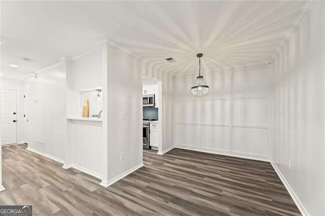 Photo - 521 Warm Springs Cir