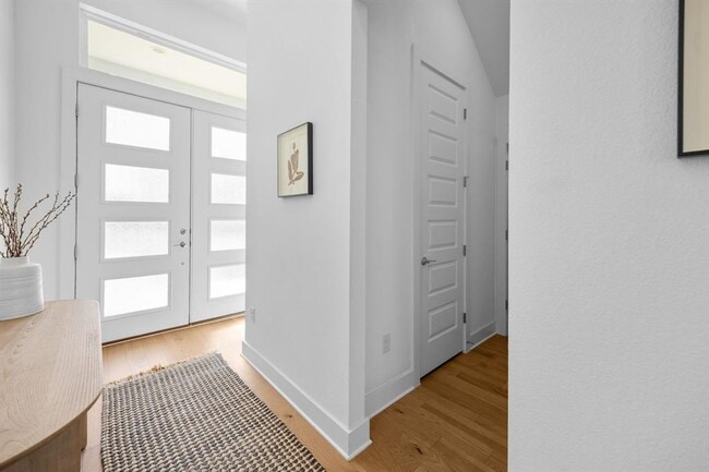 Photo - 7308 Cordoba Dr