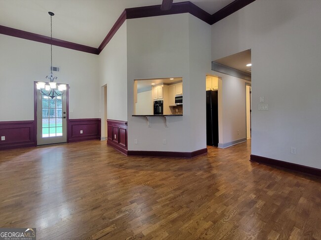 516 Oxford Ridge