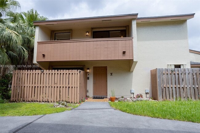 Building Photo - 11353 SW 109th Rd Unit 55-X