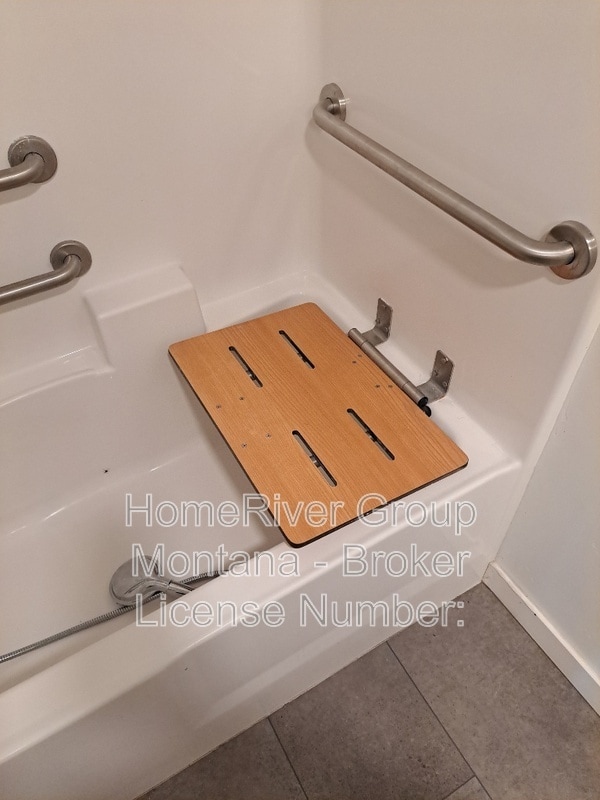 Photo - 1365 Rodgers St