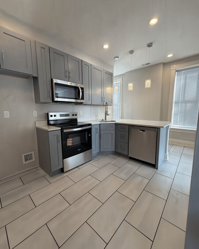 Photo - 4397 Unit 4397B