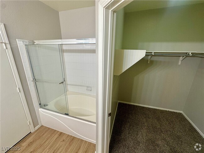 Building Photo - 7450 S Eastern Ave Unit 2011 Rental