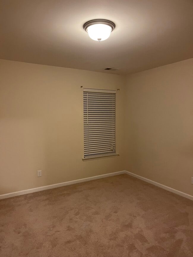 Photo - 1057 Marne Blvd