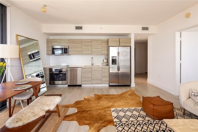 Photo - 121 NE 34th St Unit 2701